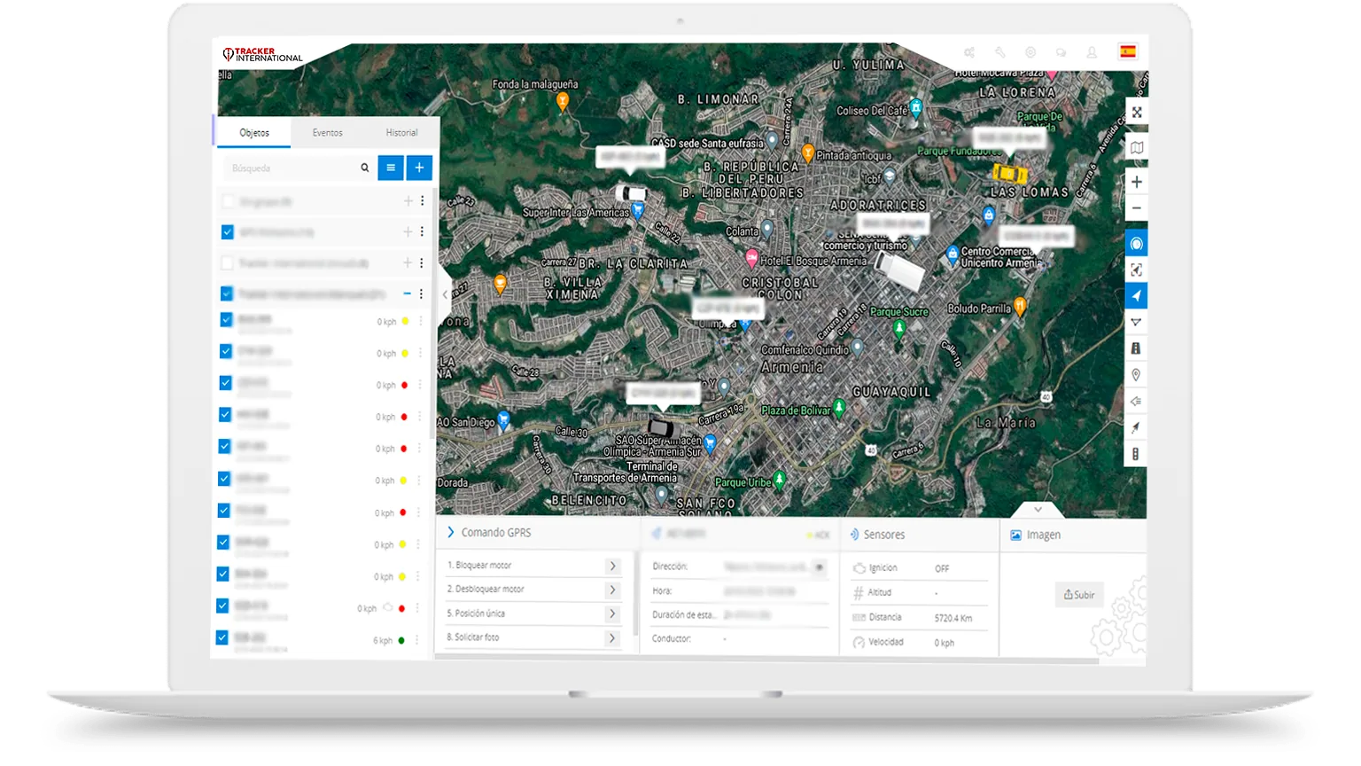 Plataforma de monitoreo GPS mostrando una flota sobre el mapa